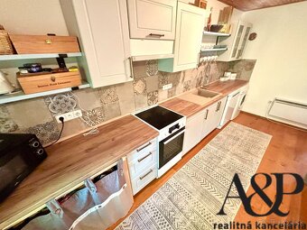 5 IZB. RODINNÝ DOM NA POLOSAMOTE, POZEMOK 2595M2, KOSTOLNÉ o - 9