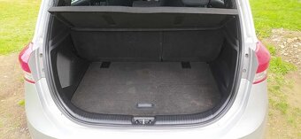 Hyundai ix20 - 9