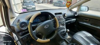 Kia carens 2.0 crdi - 9