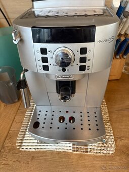 Kavovar Delonghi - 9