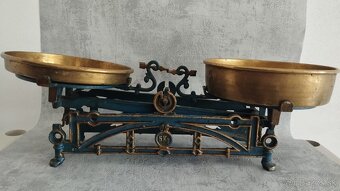 Staré 5kg váhy, mají původní misky i puv modrou barVU - 9