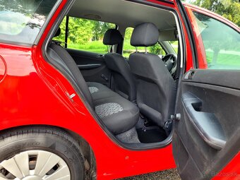 ŠKODA FABIA COMBI 1.2 12V 47KW TOP STAV - 9