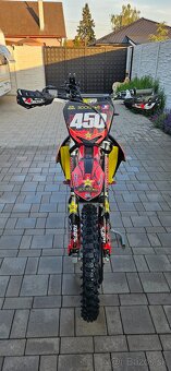 Predám Suzuky RMZ 450 - 9