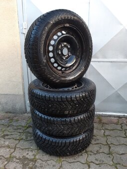 Zimné komplety 195/65 r15 + disky 5x112 - 9