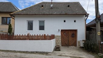 Na predaj zrekonštruovaný 3 izbový dom v obci Vaďovce - 9