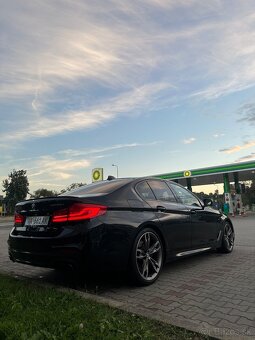 BMW M550d xDrive HUD/Autopilot/HK/Masaž/360/WEBASTO - 9