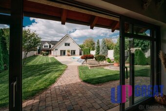 Na predaj exkluzívny rodinný dom s bazénom, SENICA - 9