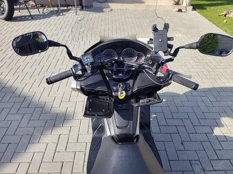 Predám Honda Forza 300 - 9