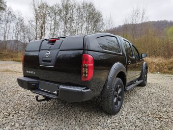 Nissan Navara D40 Double Cab 2.5 - 9