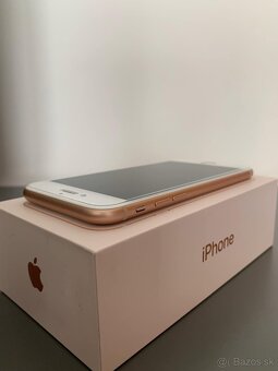 Predám Apple iPhone 8 Gold 64 GB - 9