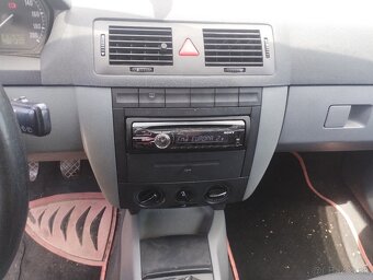 Škoda Fabia Combi 1.4 Classic - 9