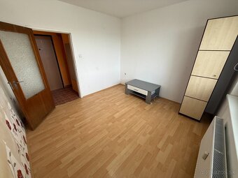 Exkluzívne APEX reality 2i. s balkónom na Závalí HC 50 m2 - 9