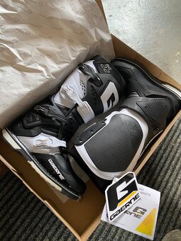 Gaerne SG12, SG22 - 9