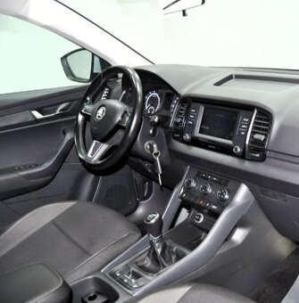 ŠKODA  KAROQ    ■SLEVA -700€■ - 9
