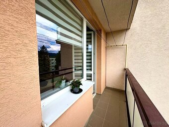 NA PREDAJ ŠTÝLOVÝ 3,5-IZBOVÝ BYT PO REKONŠTRUKCII, HANDLOVÁ - 9