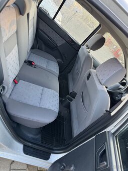 Hyundai Getz 1.1 benzín - 9