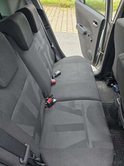 Opel Agila. - 9