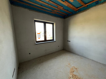 Na Predaj  Rodinný dom  4izbový - Veľký Lapáš - 9