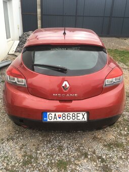 Renault Megan 3 coupe - 9