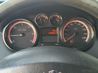 Peugeot 308 1.6 HDi - 9
