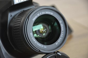 Nikon D5300 wifi - VR objektiv 18 - 55 AF-P + brasna stativ - 9