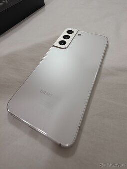 Samsung Galaxy S22 256 GB biely - 9