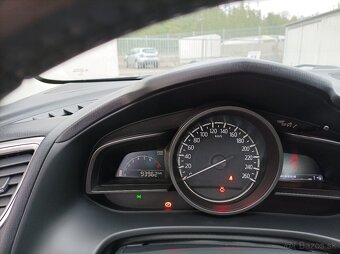 Mazda 3 Sedan 2.0 Skyactiv, čierna metalíza - 9