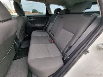 Toyota Auris Touring Sports 1.4 l D-4D DPF Style za 5.690 € - 9