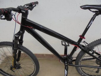 SUPER  BIKE 26er. veľkosť 15" - 9