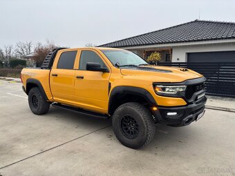 DODGE RAM 5,7 HEMI - 9