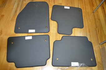 predam nove koberceky do LR Discovery - 9