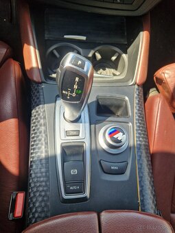 Bmw x6 50i - 9