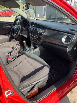 Toyota Auris 1.6 Valvematic - po servise, bez investícií. - 9