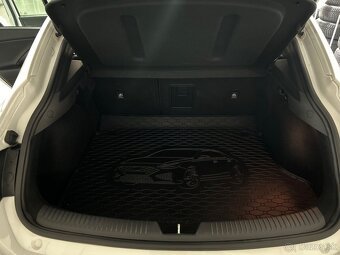 Hyundai i30 Fastback 1,5 T-GDi mHEV iMT Family - 9