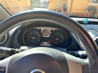 Nissan Qashqai - 9