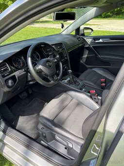 Volkswagen Golf 1.4 TSI BMT 140k Highline DSG/7 benzín - 9