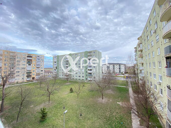 Na predaj 1 izbový byt na investíciu na sídlisku Nová Ves - 9