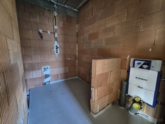 4–IZB.RD, NOVOSTAVBA TERASA,POZEMOK 506m²,PLAVECKÉ PODHRADIE - 9
