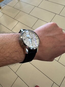 tissot prc 200 - 9