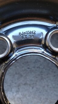 Predám 4x zimné Semperit 185/60/R15 + plech.disky - 9