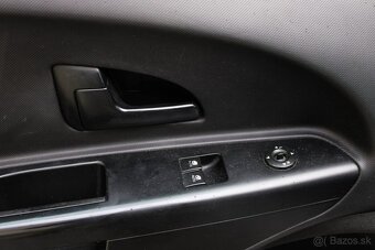 Kia Cee´d SW 1.4 CVVT 16V LX - 9