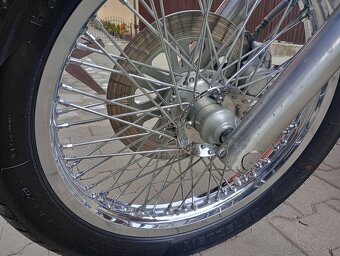 VYMENÍM//PREDÁM Suzuki Intruder 1400 - 9