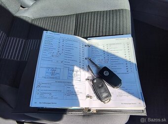 Vw golf 5 1.4 benzín 59kw - 9