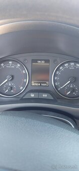 Škoda Fabia Combi II 1.4 benzín - 9