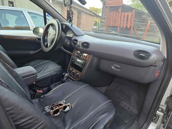 Mercedes-Benz A 170 - 9
