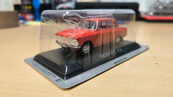 Kultovní auta ČSSR + Legendární automobily minulé éry v 1:43 - 9