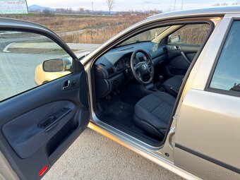 Predám Škoda Octavia Tour 1.6 MPI (75kw), 2005 - 9