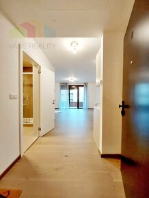 Na prenájom 1-izbový byt s balkónom, 42 m², Košická ul., ZWI - 9