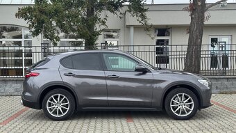 Alfa Romeo Stelvio 2.0T 148kW AT8 Q4 | TOP STAV | SR |DPH - 9