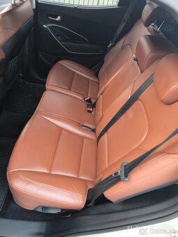 Hyundai SantaFe - 9